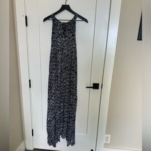 Beautiful NOANOA Hawaii Halter Style Dress